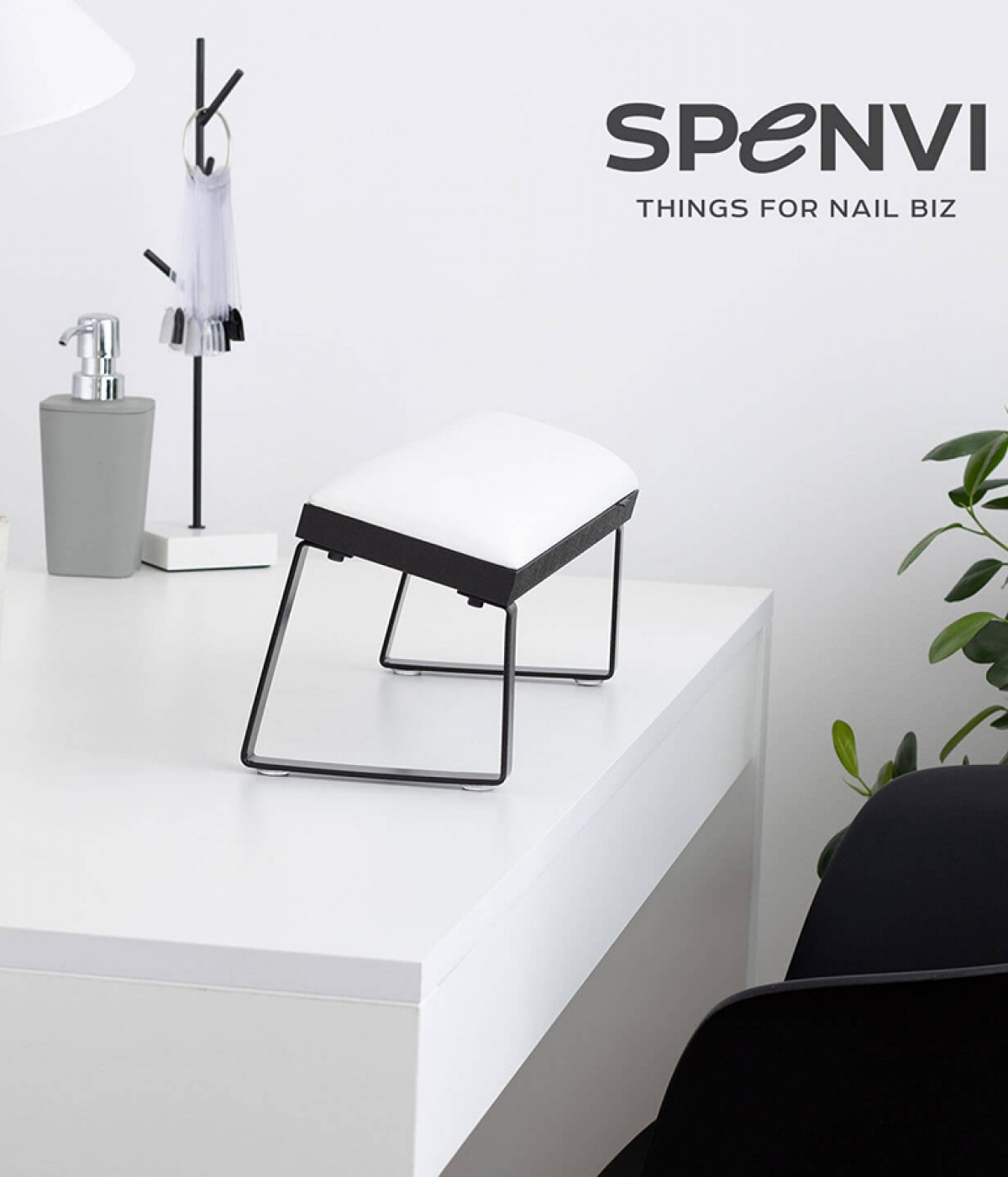 Поставка за ръце за маникюр наклонена SPENVI LOFT WHITE-черна основа