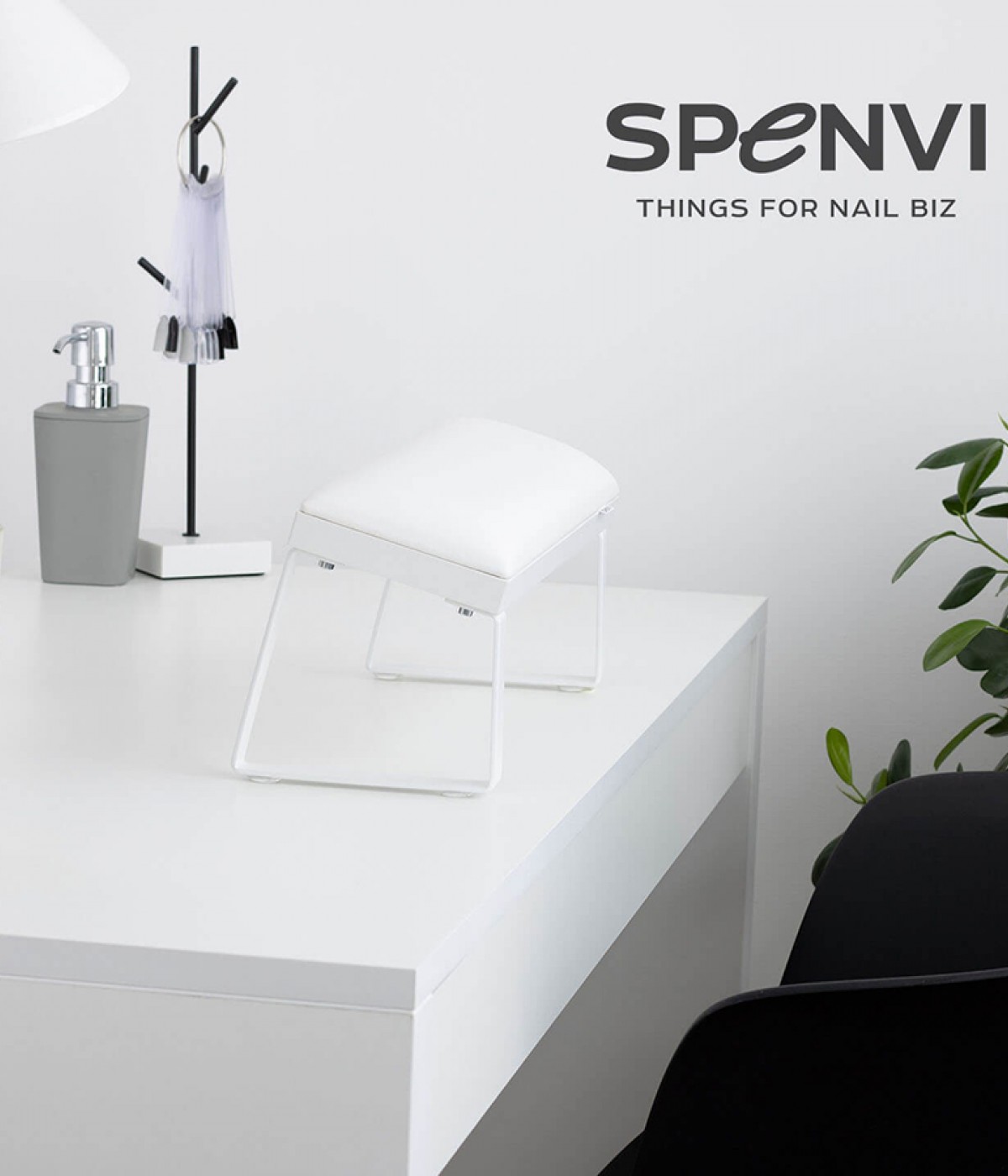 Поставка за ръце за маникюр наклонена SPENVI LOFT Total white-бяла основа