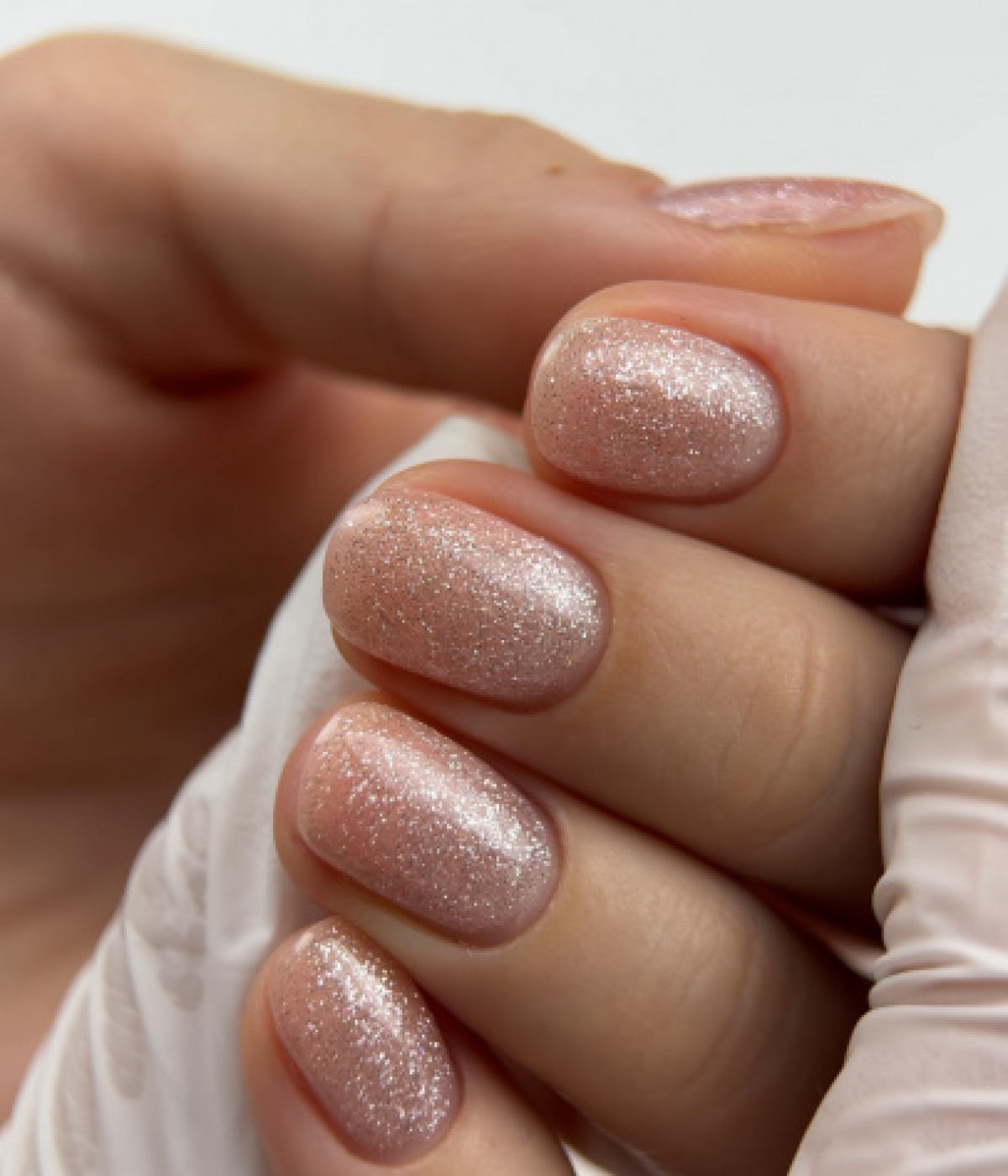 Цветна основа с частици Pro Base Shine №16 15 мл